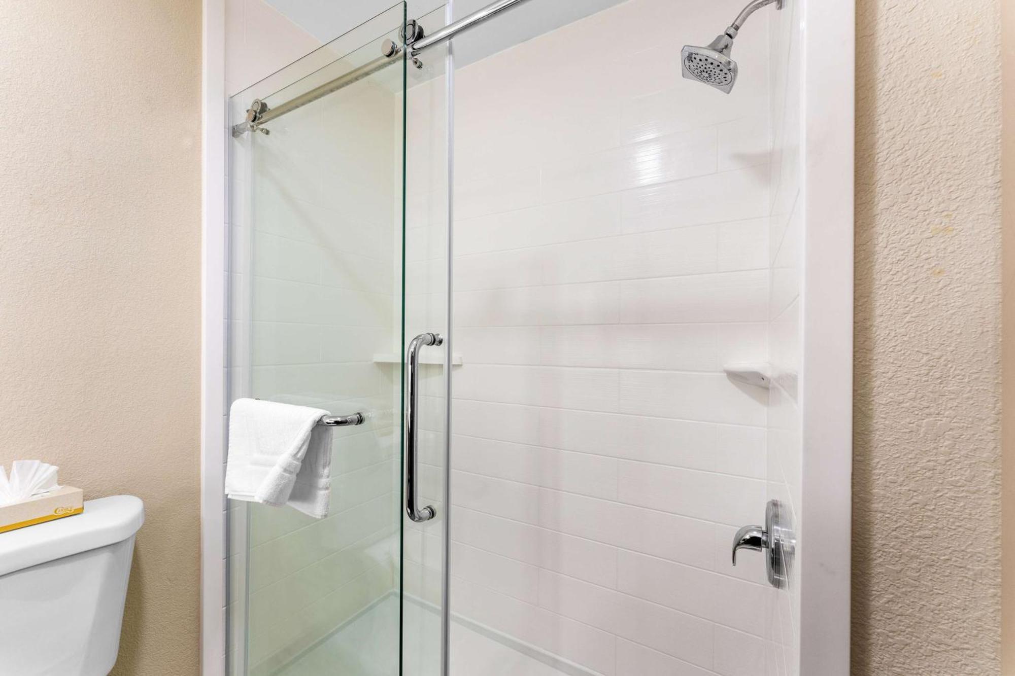 Surestay Plus By Best Western Reading North Luaran gambar