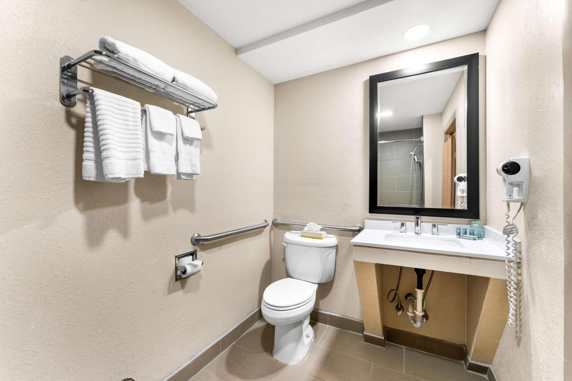 Surestay Plus By Best Western Reading North Luaran gambar