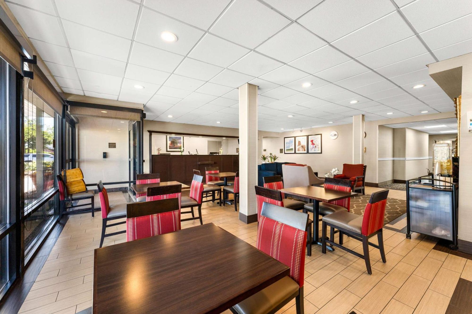 Surestay Plus By Best Western Reading North Luaran gambar